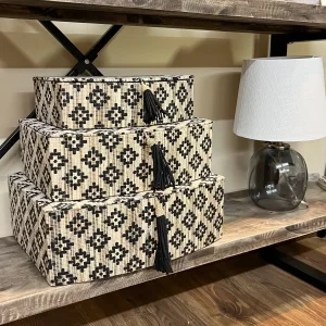 Caja estampada borlón grande