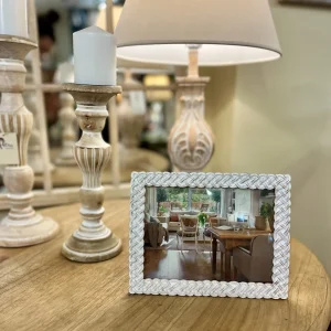 Portafotos blanco relieve trenzado 15x20 cm