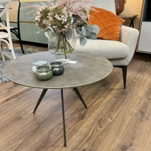 Mesa auxiliar red vulcano ceniza grafito