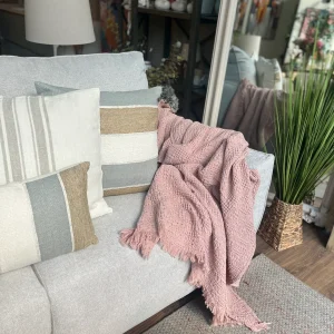 Manta sofá rosa palo