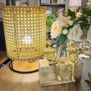 Lámpara sobremesa metal rejilla