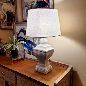 Lámpara de mesa de cerámica textura Leiza 70x20x20 cm