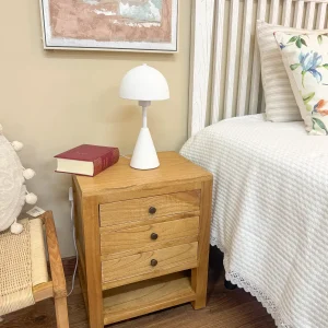 Lámpara de mesa blanca de cemento Vesta 17x36 cm