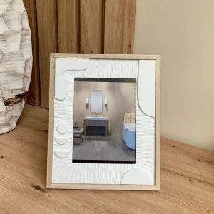 Portafotos madera relieve 15x20