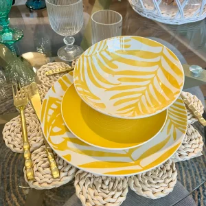 Vajilla de porcelana amarilla 18 piezas estampado botánico